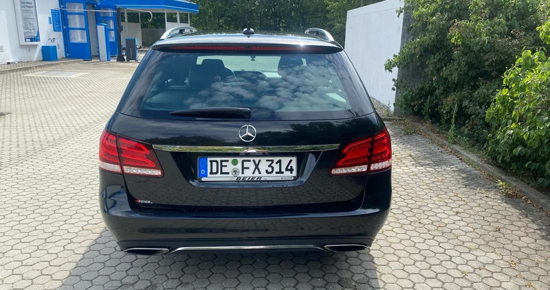 Mercedes-Benz Klasa E cena 66500 przebieg: 160000, rok produkcji 2014 z Olszyna małe 232